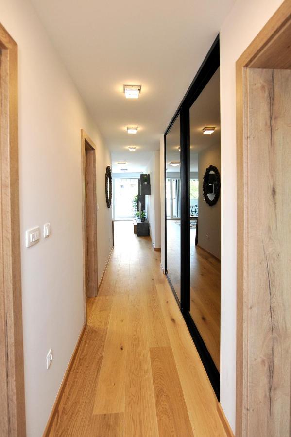 Carruba Split Apartment ภายนอก รูปภาพ