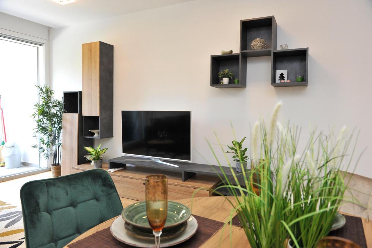 Carruba Split Apartment ภายนอก รูปภาพ
