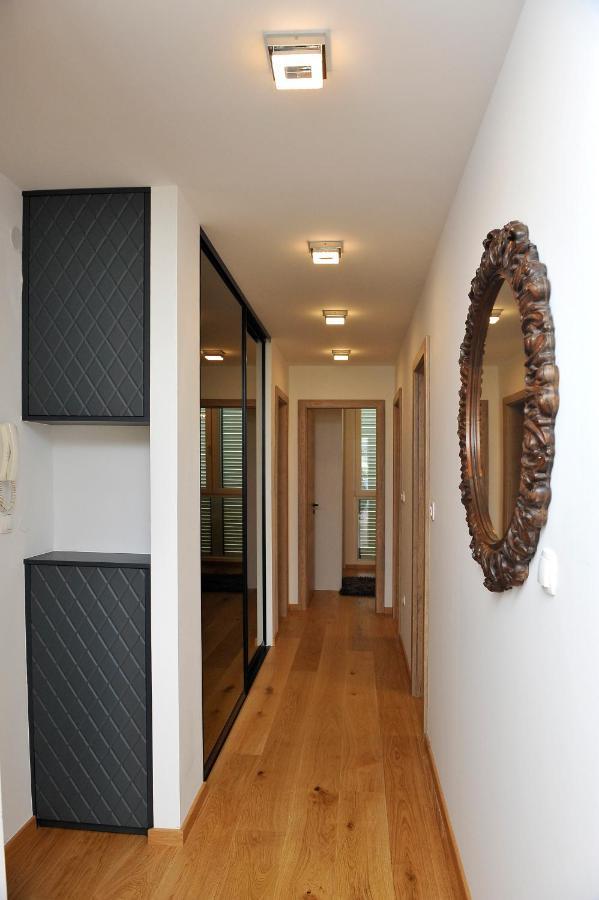 Carruba Split Apartment ภายนอก รูปภาพ